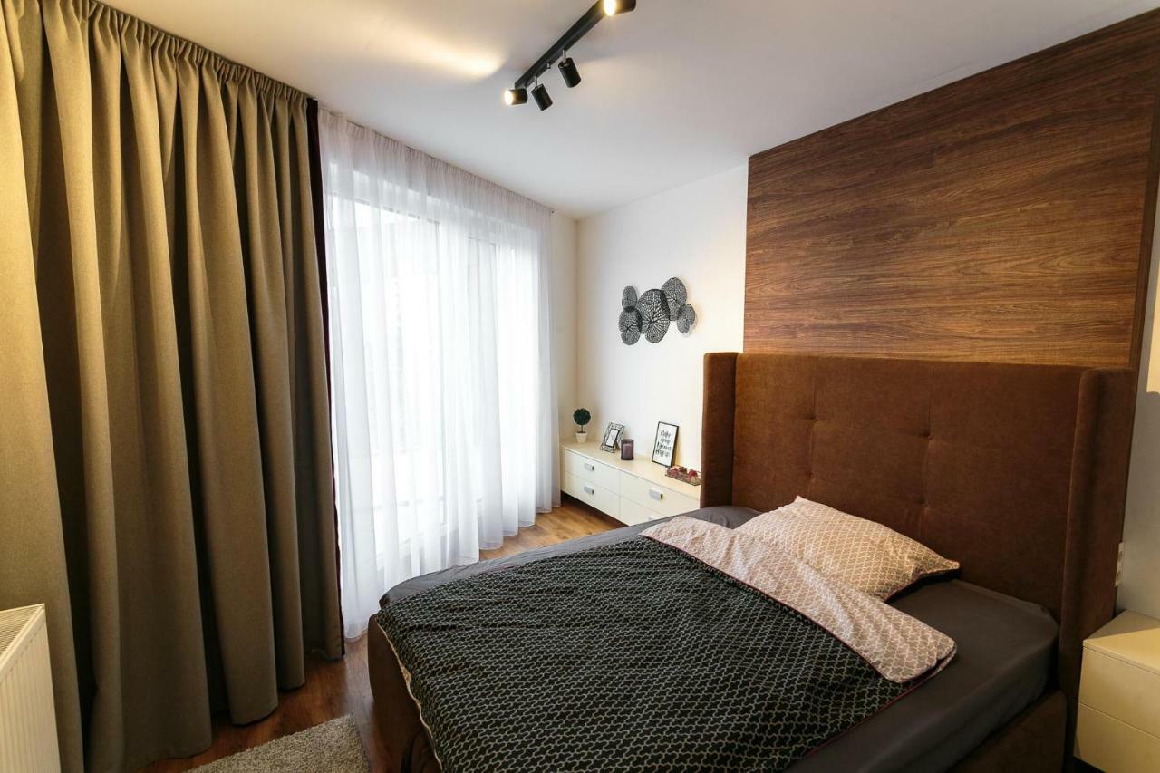 Doczy Private Apartment Debrecen Eksteriør bilde