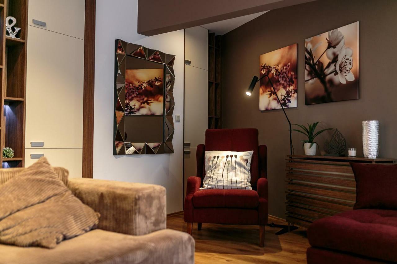Doczy Private Apartment Debrecen Eksteriør bilde