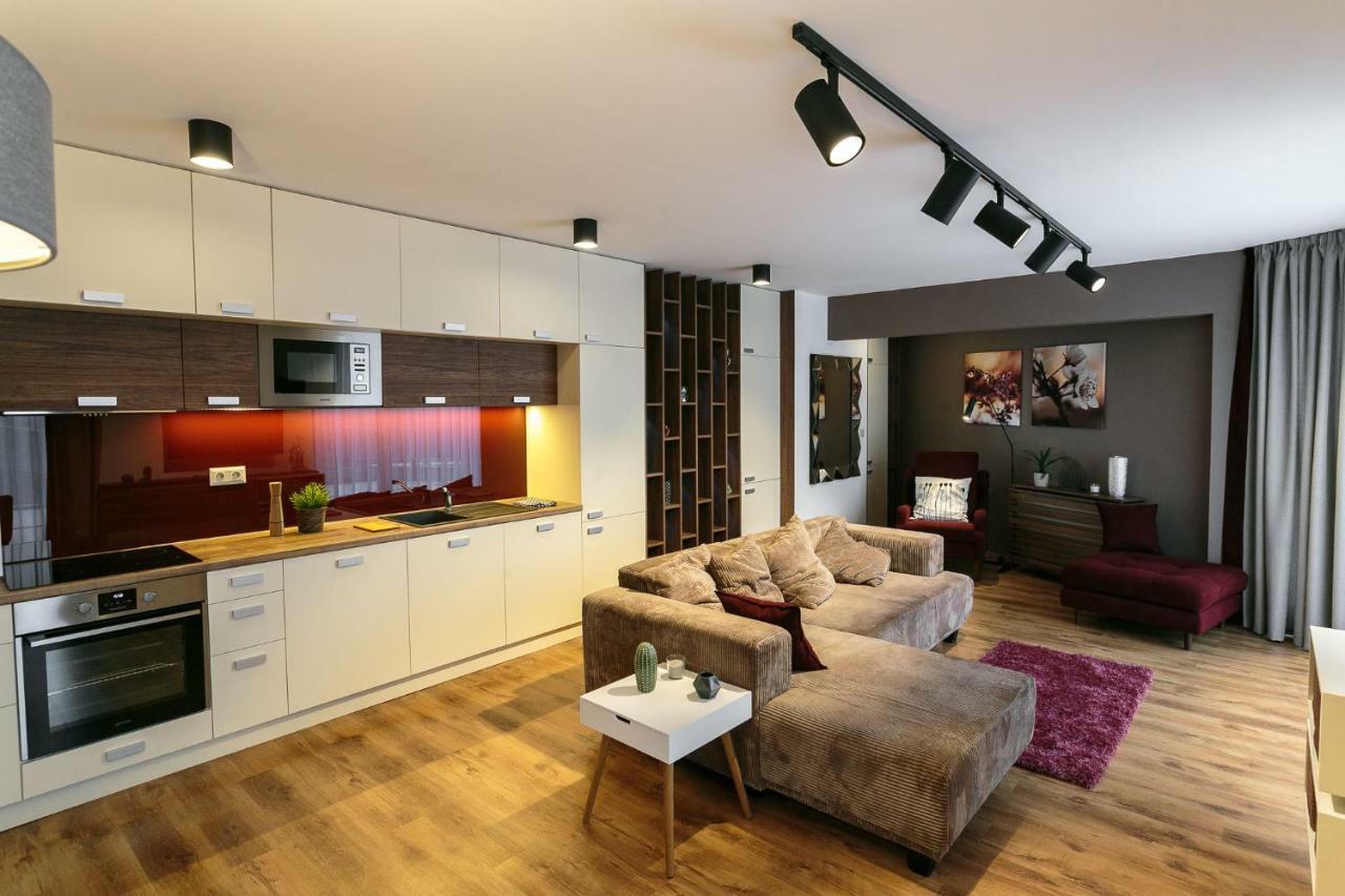 Doczy Private Apartment Debrecen Eksteriør bilde