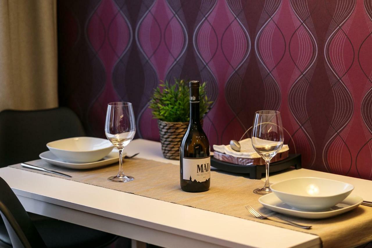 Doczy Private Apartment Debrecen Eksteriør bilde