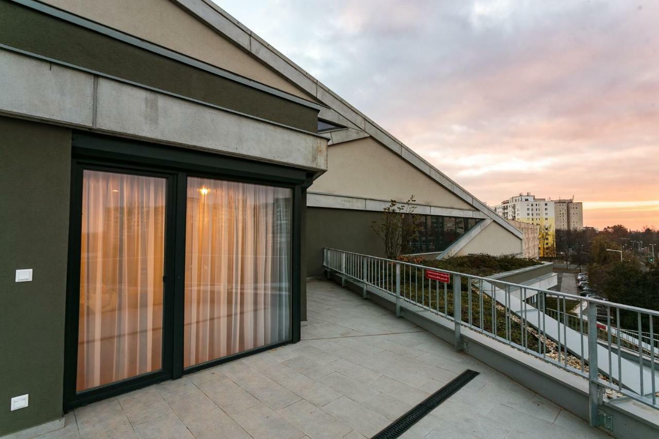 Doczy Private Apartment Debrecen Eksteriør bilde